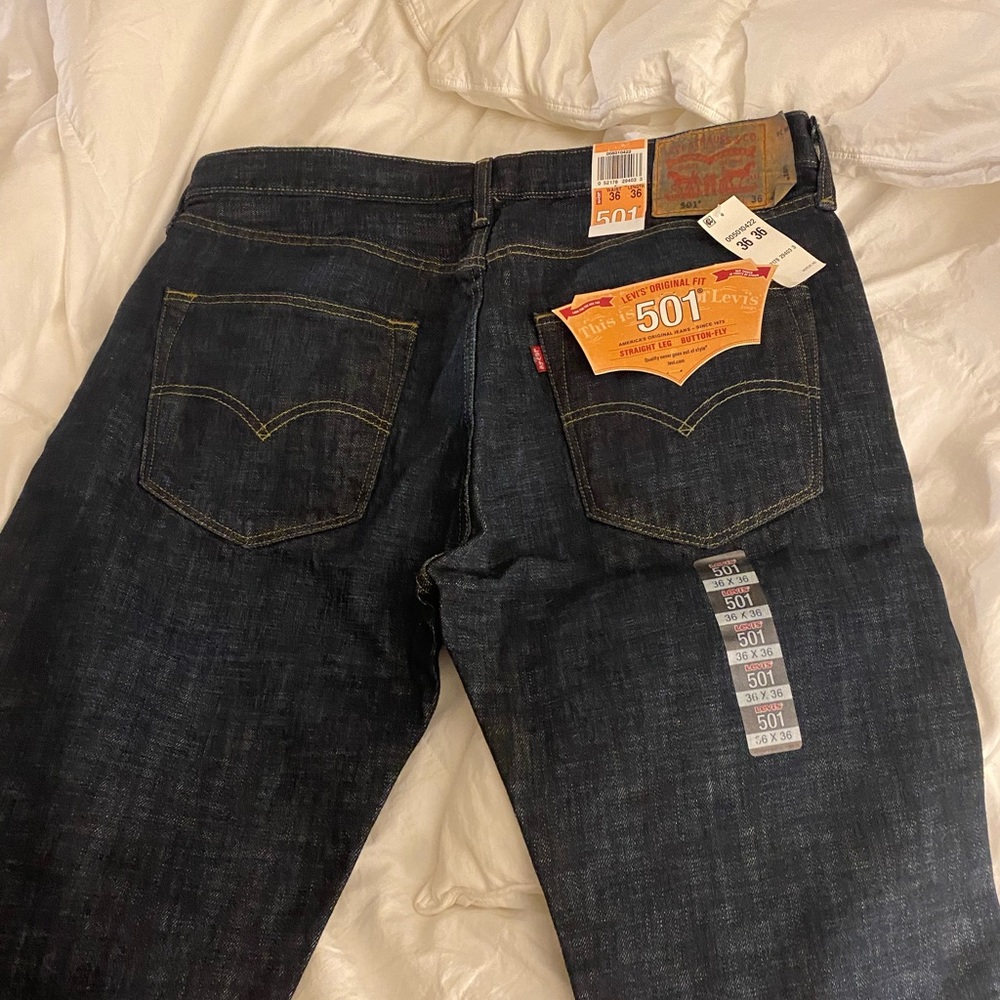 Levi’s 501 36x36 dark rinse brand new